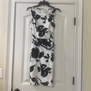 Black /White sheath dress with belt